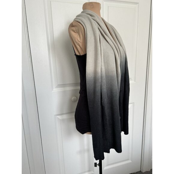 Cruise Club Cardigan Cardishawl Scarf Women Gray Ombre Knit Button Casual Sz S - Picture 5 of 5